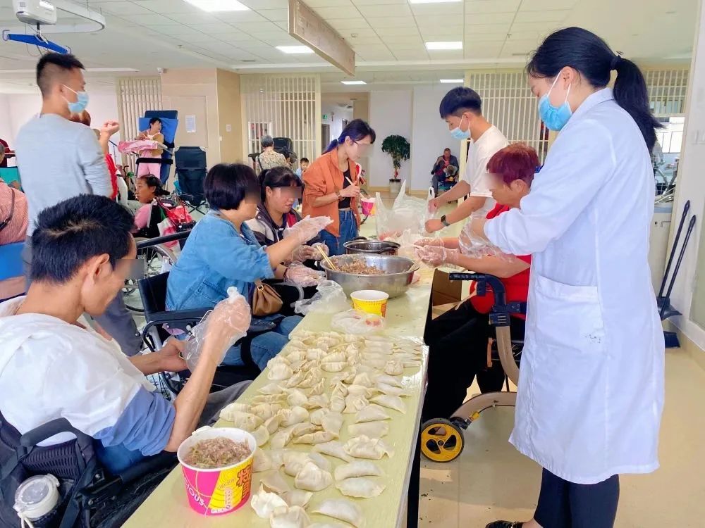 【保山安利醫(yī)院】“濃濃餃子香，深深關(guān)愛情”保山市殘聯(lián)肢體殘疾患者社會融入活動